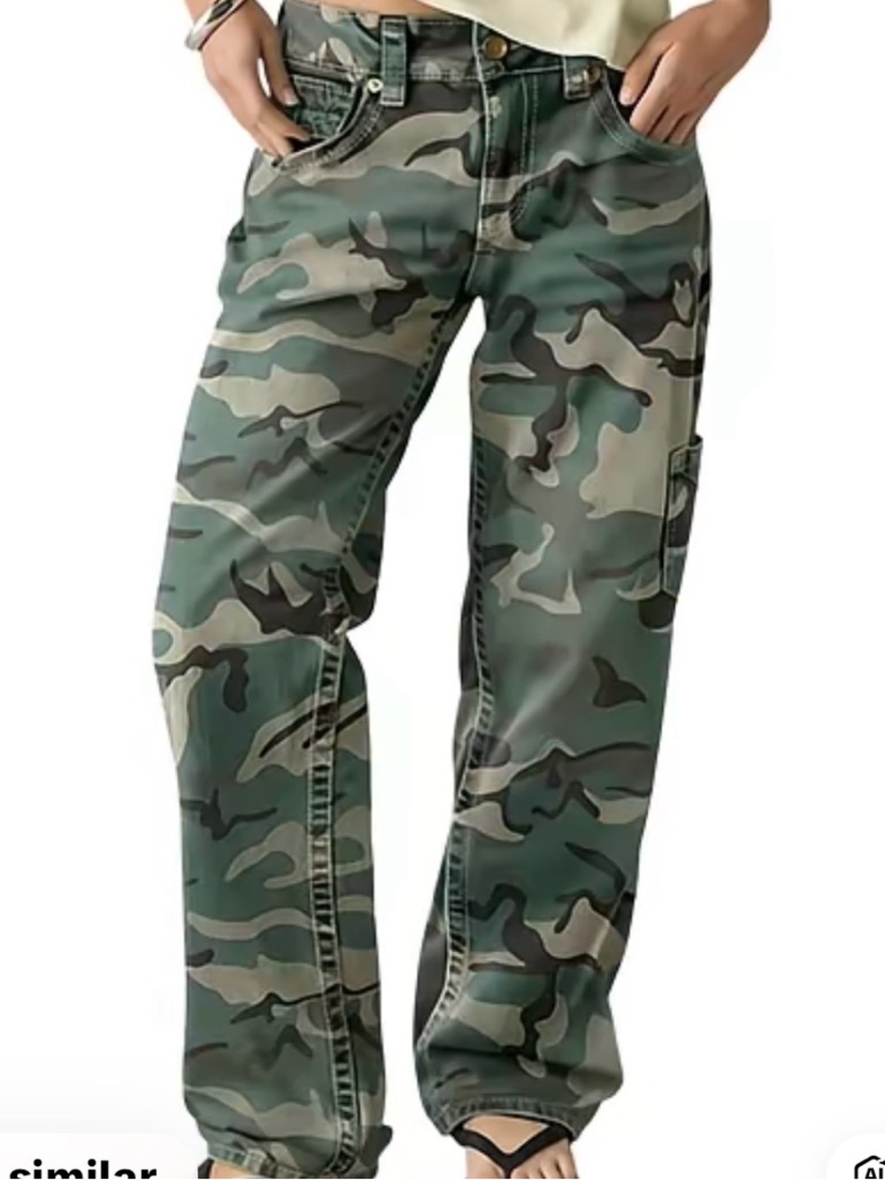 Women’s Camo Boyfriend Jeans - Green Camouflage